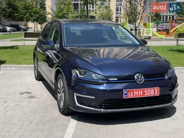 Авто Volkswagen E-Golf 2016 № 7760008