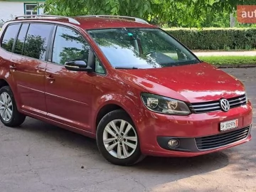 Авто Volkswagen Touran 2012 № 7760013