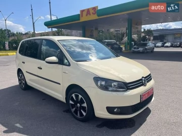 Авто Volkswagen Touran 2015 № 7760233