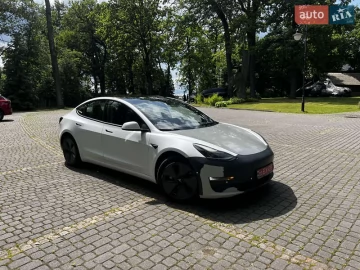 Авто Tesla Model 3 2021 № 7760474