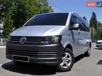 Авто Volkswagen Transporter 2015 № 7760495