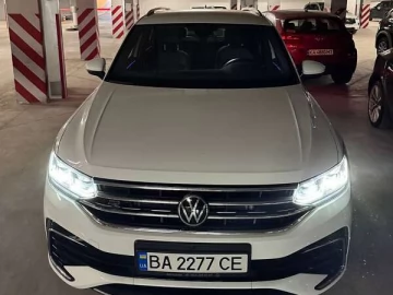 Авто Volkswagen Tiguan 2022 № 7760528