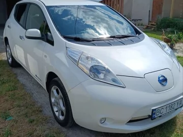 Авто Nissan Leaf 2013 № 7760605
