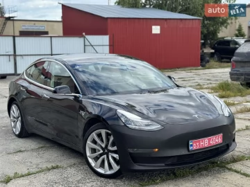 Авто Tesla Model 3 2018 № 7760724