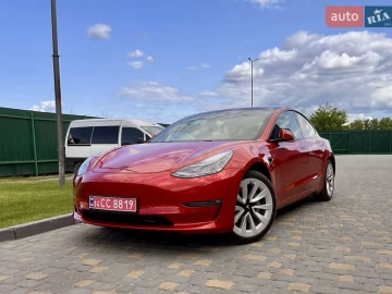Авто Tesla Model 3 2021 № 7760763