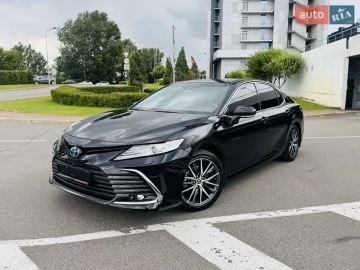 Авто Toyota Camry 2023 № 7760928