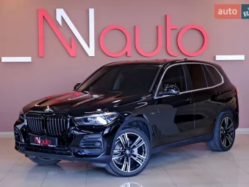 Авто BMW X5 2023 № 7760936