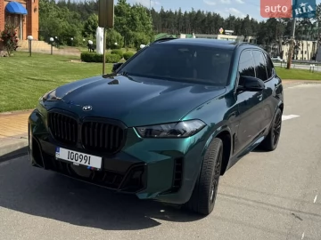 Авто BMW X5 2023 № 7760939
