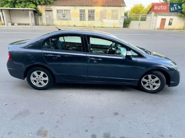 Авто Honda Civic 2005 № 7760996