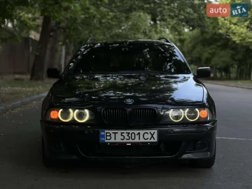 Авто BMW 5 Series 2003 № 7761015