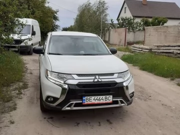 Авто Mitsubishi Outlander 2018 № 7761146