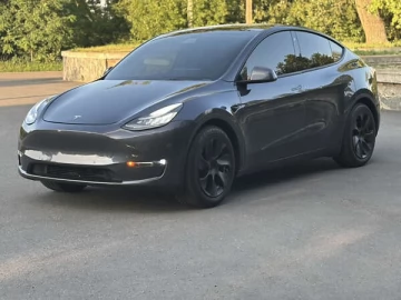 Авто Tesla Model Y 2021 № 7761186