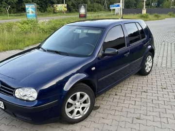 Авто Volkswagen Golf 2001 № 7761249