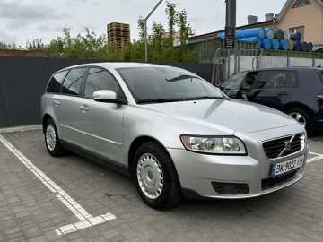 Авто Volvo V50 2008 № 7761287