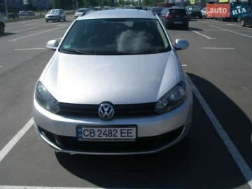 Авто Volkswagen Golf 2010 № 7761308