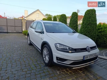 Авто Volkswagen Golf Alltrack 2016 № 7761390