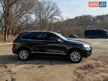 Авто Volkswagen Touareg 2013 № 7761509