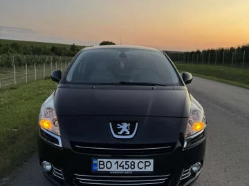 Авто Peugeot 5008 2011 № 7761696