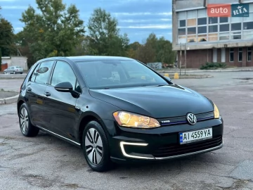 Авто Volkswagen E-Golf 2015 № 7761730