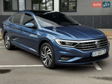 Авто Volkswagen Jetta 2018 № 7761799