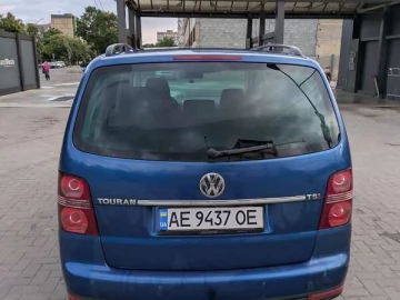 Авто Volkswagen Touran 2007 № 7761905
