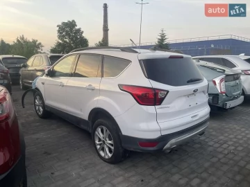 Авто Ford Escape 2019 № 7761969