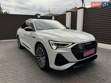 Авто Audi E-Tron Sportback 2021 № 7762093