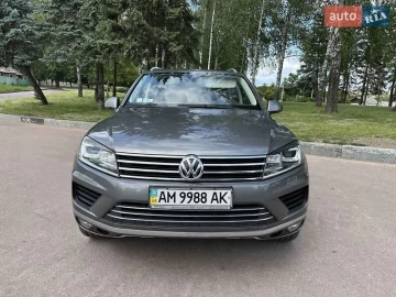 Авто Volkswagen Touareg 2017 № 7762094