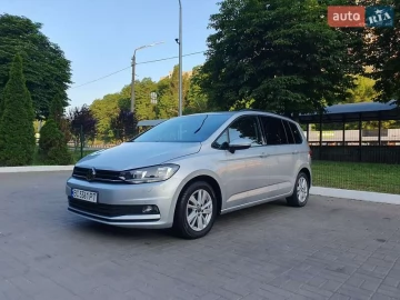 Авто Volkswagen Touran 2020 № 7762329