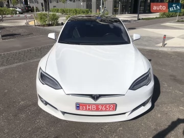Авто Tesla Model S 2018 № 7762646