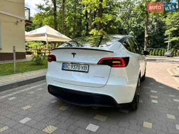 Авто Tesla Model Y 2022 № 7762663
