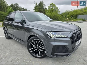 Авто Audi Q7 2021 № 7762683