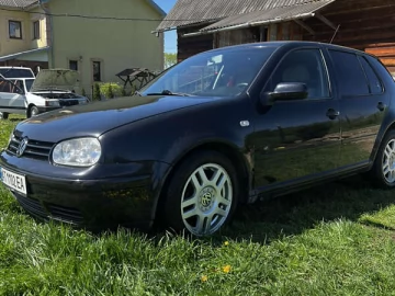 Авто Volkswagen Golf 2000 № 7762716