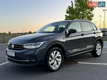 Авто Volkswagen Tiguan 2021 № 7762969