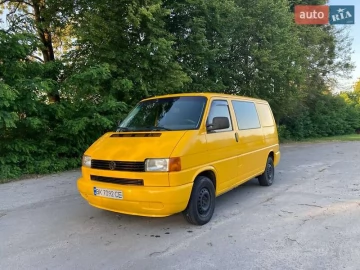 Авто Volkswagen Transporter 2000 № 7763045