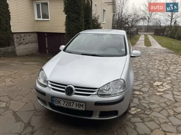 Авто Volkswagen Golf 2004 № 7763060