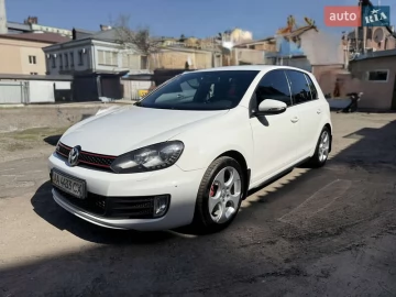 Авто Volkswagen Golf Gti 2011 № 7763071
