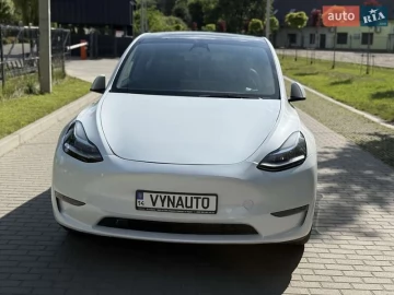 Авто Tesla Model Y 2023 № 7763106