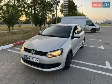 Авто Volkswagen Polo 2011 № 7763254