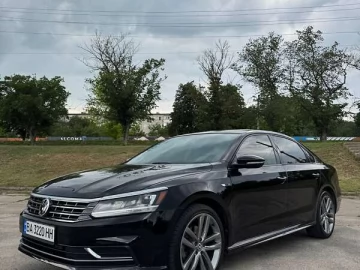 Авто Volkswagen Passat 2018 № 7763333
