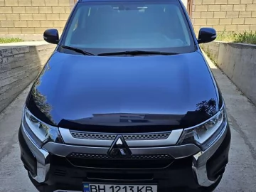 Авто Mitsubishi Outlander 2019 № 7763339