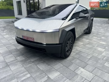 Авто Tesla Cybertruck 2024 № 7763430