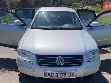 Авто Volkswagen Passat 2004 № 7763458