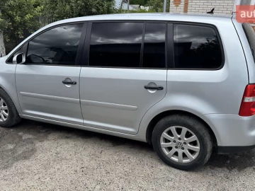 Авто Volkswagen Touran 2005 № 7763625