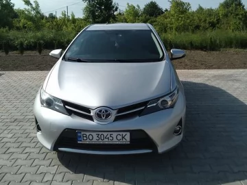 Авто Toyota Auris 2015 № 7763676