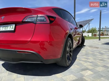 Авто Tesla Model Y 2023 № 7763738