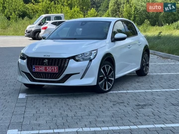 Авто Peugeot E-208 2019 № 7764061