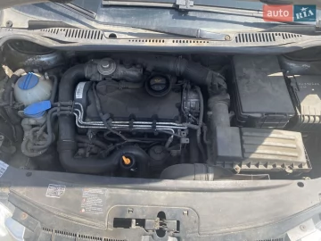 Авто Volkswagen Touran 2005 № 7764175