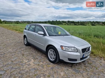 Авто Volvo V50 2008 № 7764259