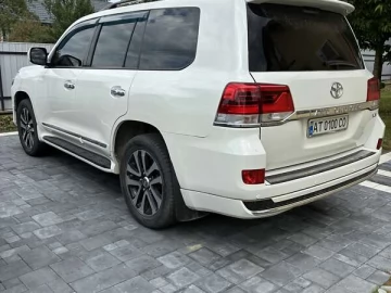 Авто Toyota Land Cruiser 2010 № 7764384